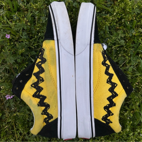 Old Skool Vans x Peanuts Charlie Brown - Picture 3 of 5